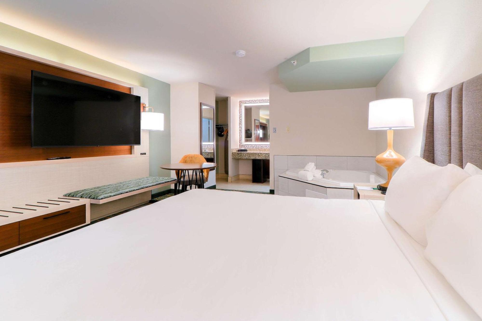 Quality Inn Near The Island Pigeon Forge Bagian luar foto