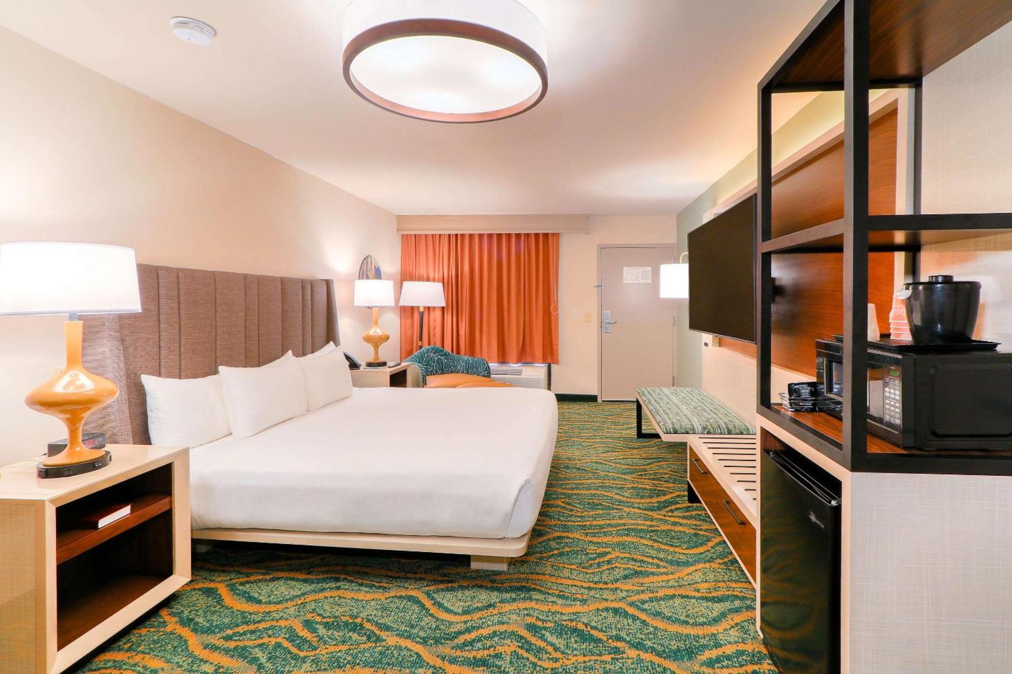 Quality Inn Near The Island Pigeon Forge Bagian luar foto