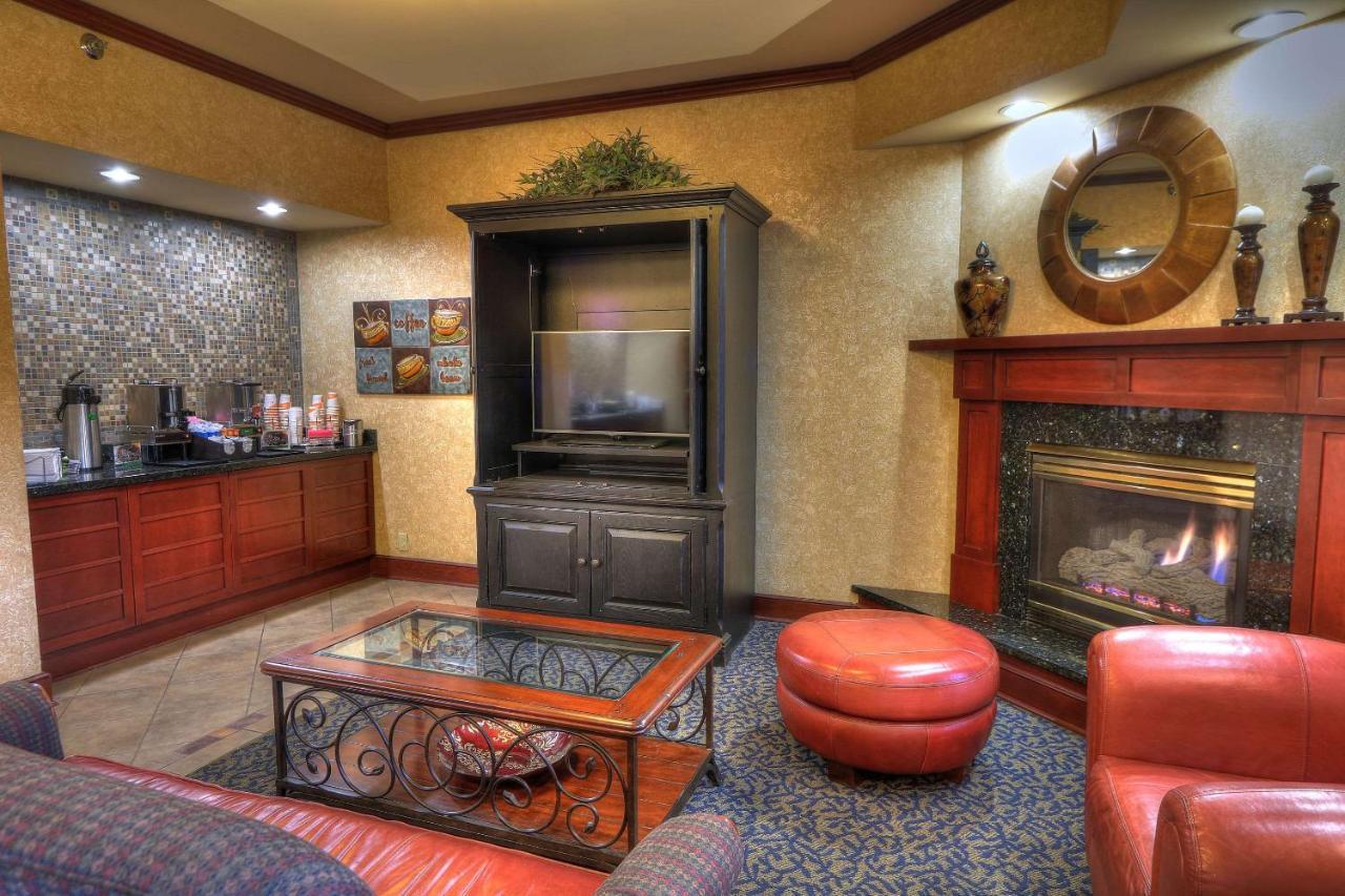 Quality Inn Near The Island Pigeon Forge Bagian luar foto